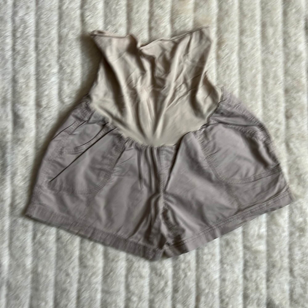 Maternity khaki shorts large